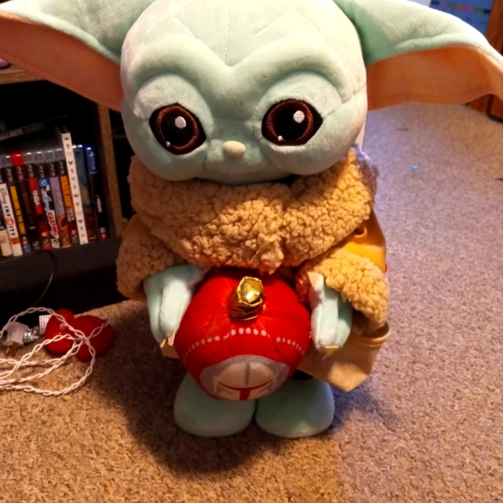 Baby Yoda stand up doll